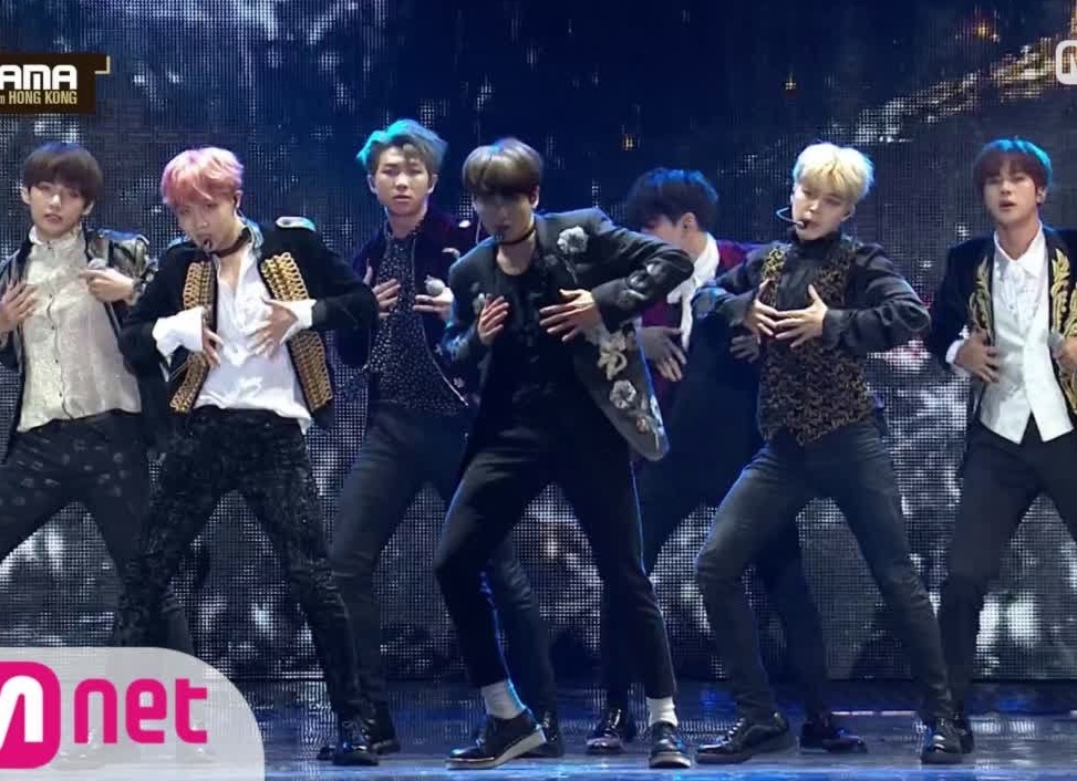 Выступление Хосока (BTS) на премии MAMA Awards 2022